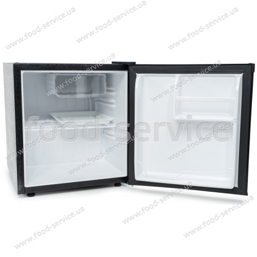 Шкаф холодильный GoodFood BC46SD BLACK для напитков