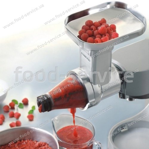 Мясорубка Kenwood MG710 с насадкой соковыжималка