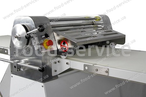 Тестораскаточная машина GGM Gastro TMK520L