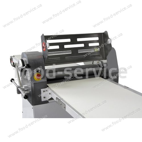 Тестораскаточная машина GGM Gastro TMK520L