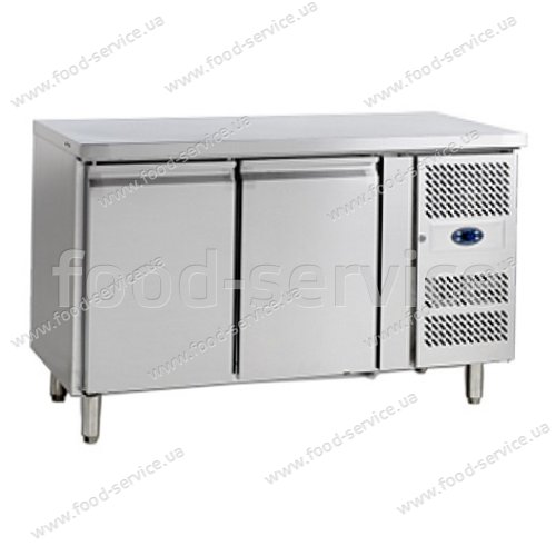 Стол холодильный TEFCOLD SK6210